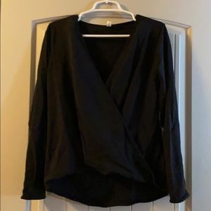 Lululemon crossover long sleeve top